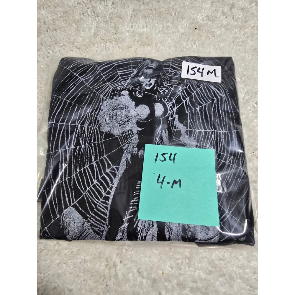 Marvel Comics Black Widow Graphic Muscle Tee Black Sleeveless Top Medium NEW - Picture 5 of 5